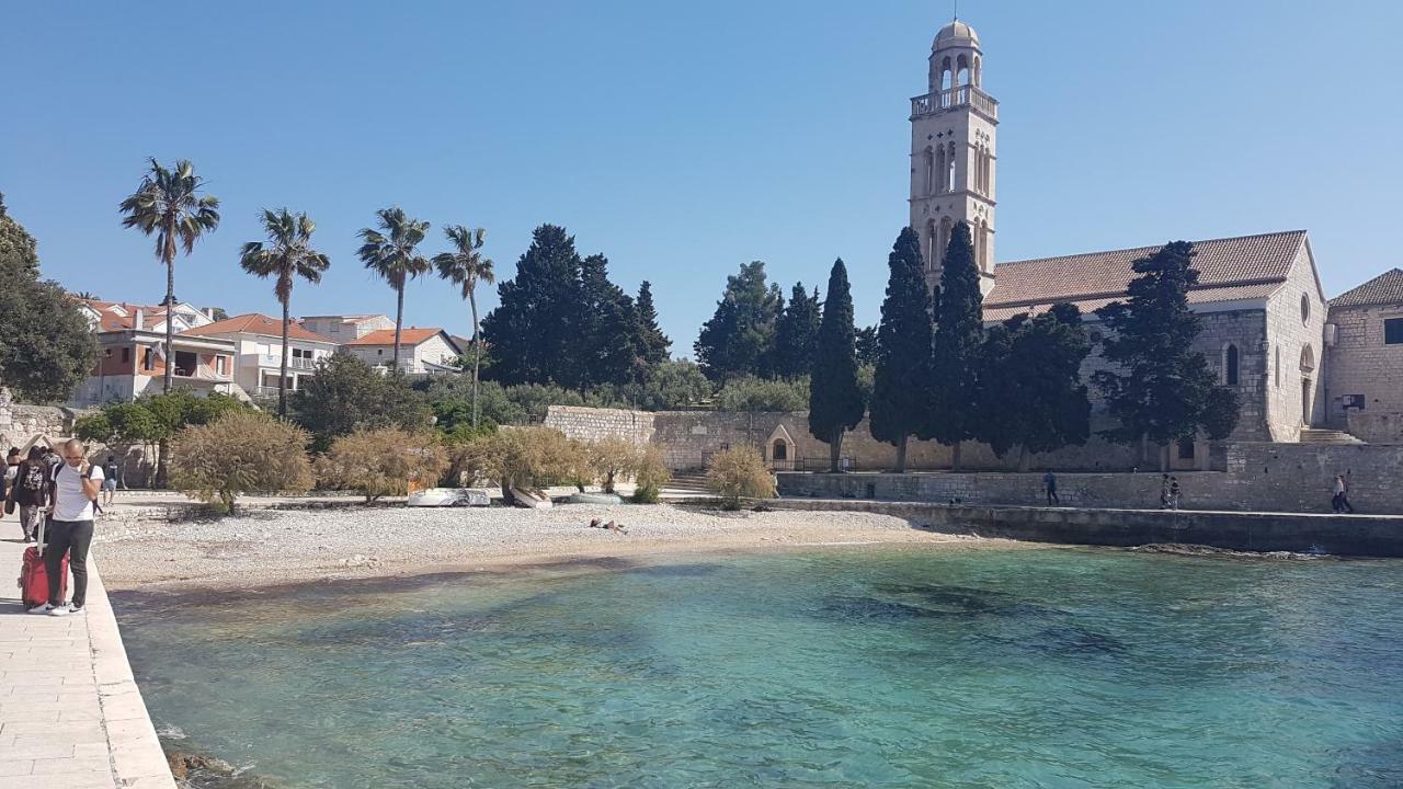 Apartmani Surlin Hvar Town Eksteriør billede